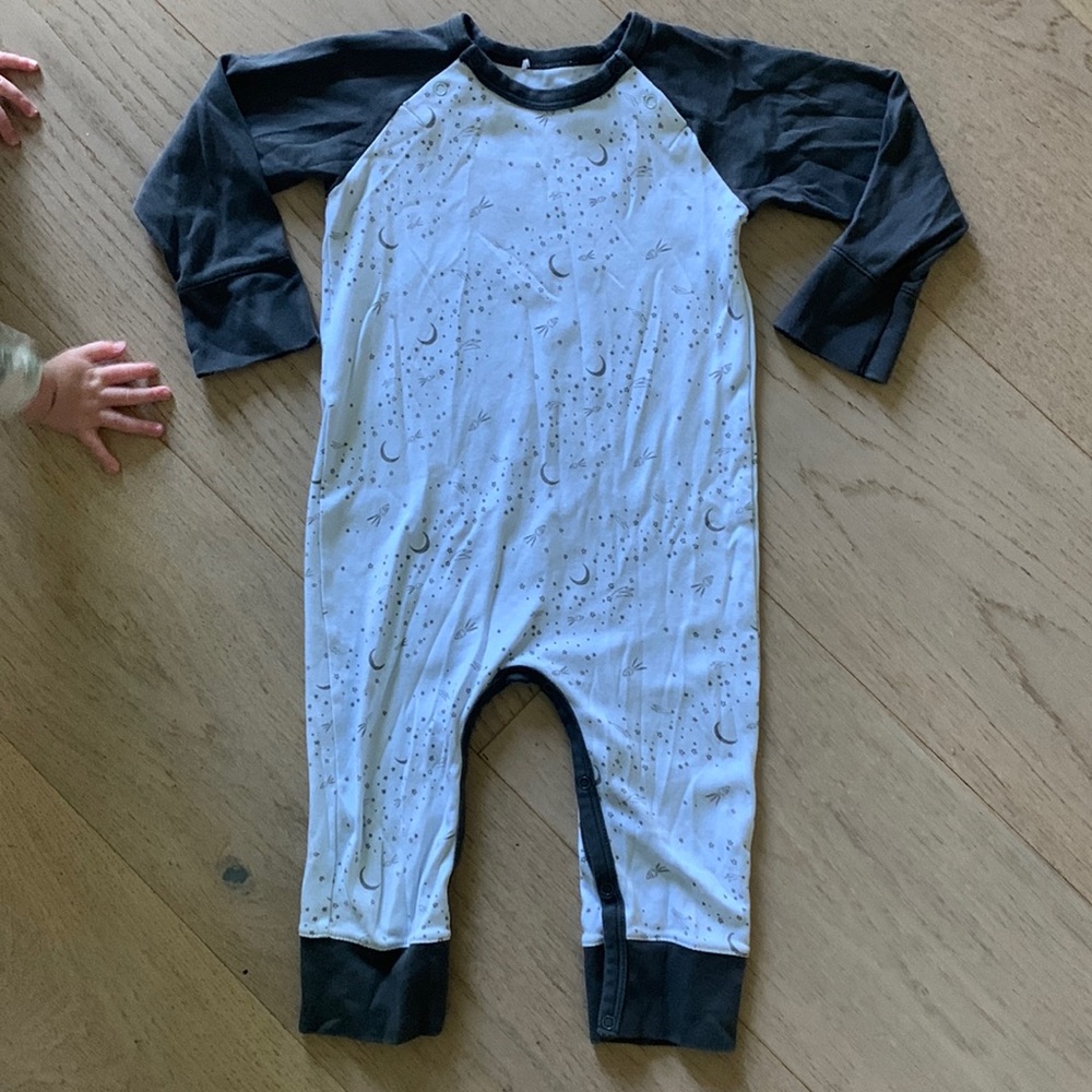 Feather baby one piece